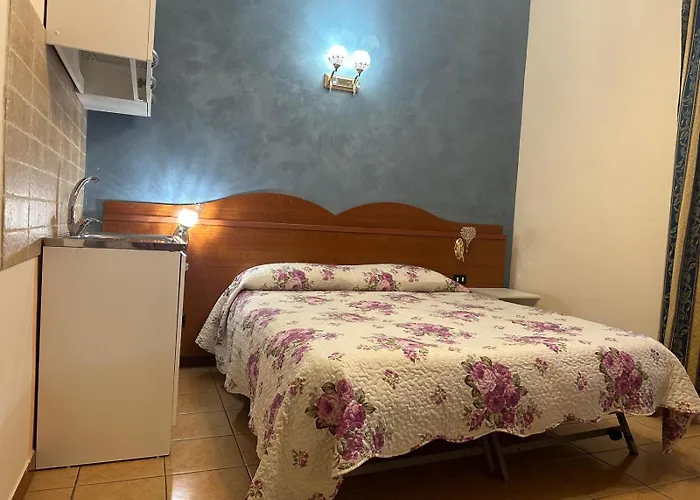 Near Termini Station Gasthuis 3*