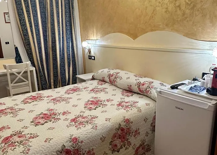 Near Termini Station 3* Roma
