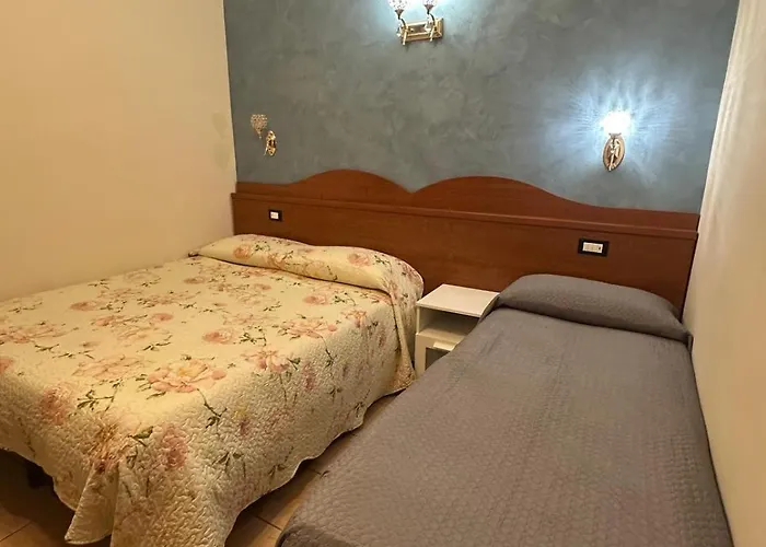 Near Termini Station Gasthuis 3*