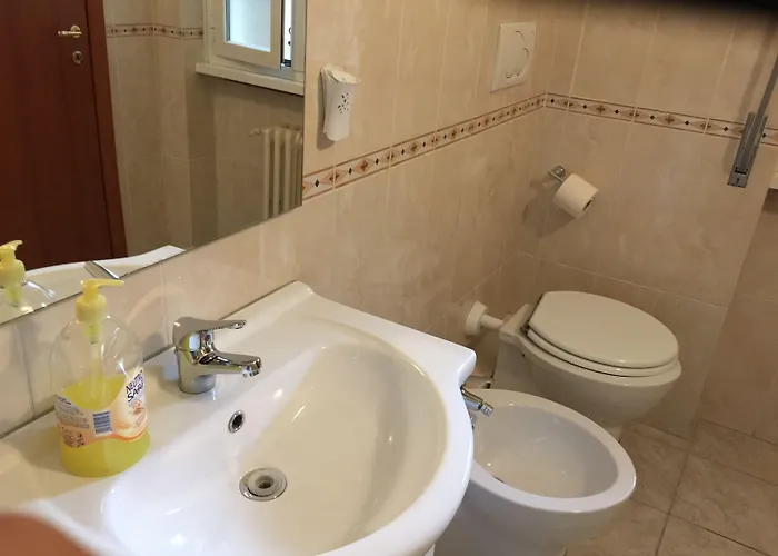 Gasthuis Near Termini Station 3*